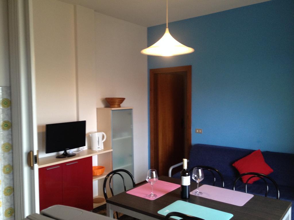 Residence Holiday Bellaria-Igea Marina Habitación foto